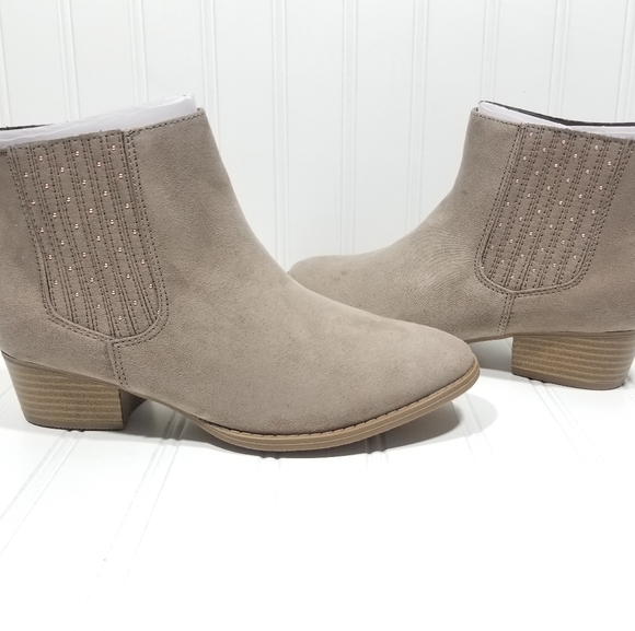 LC Lauren Conrad Shoes - Lauren Conrad Boots